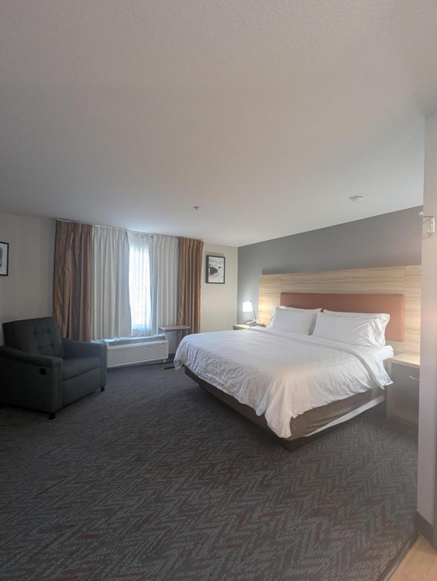 Candlewood Suites Loveland By Ihg Exterior photo