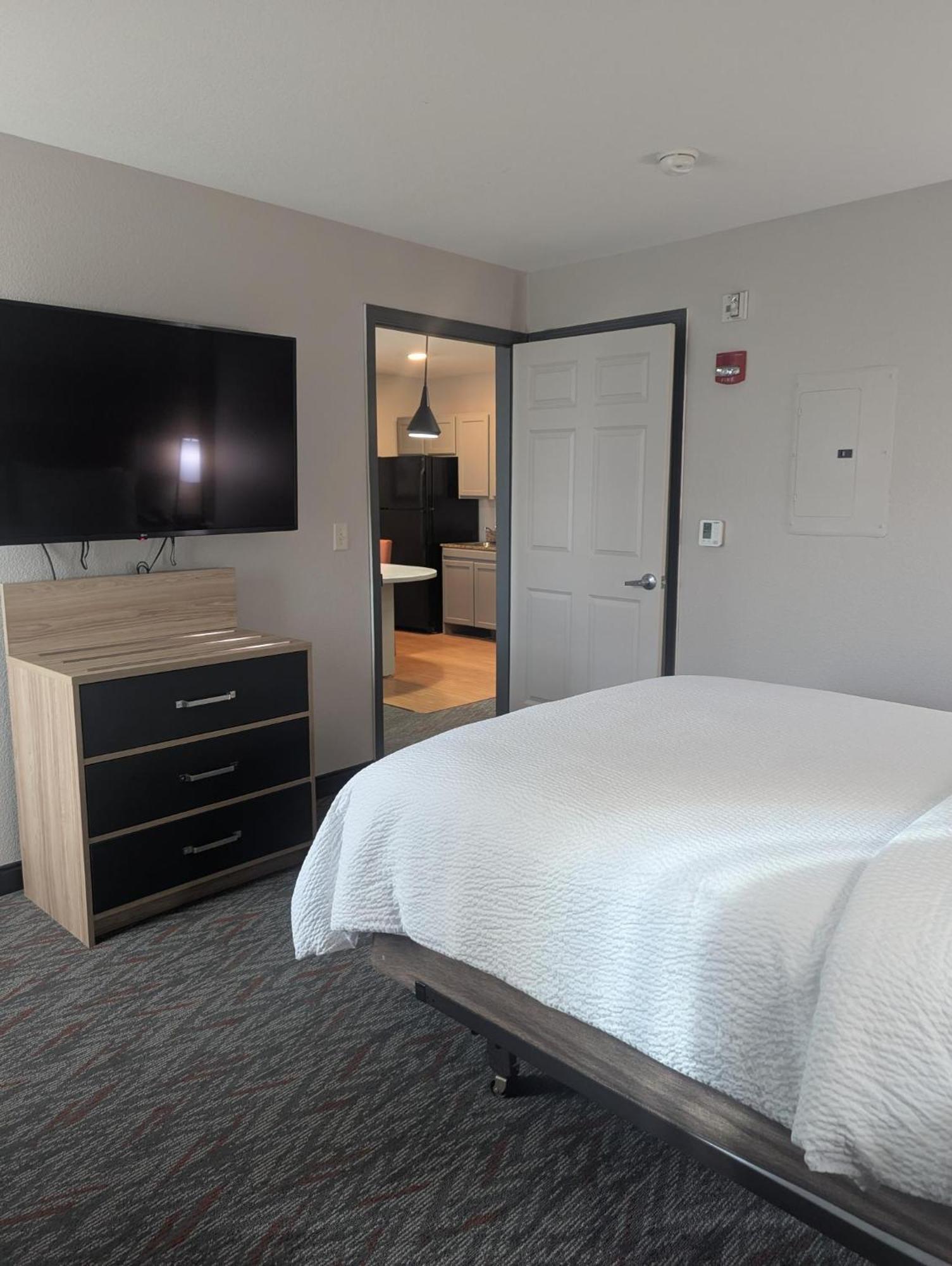 Candlewood Suites Loveland By Ihg Exterior photo