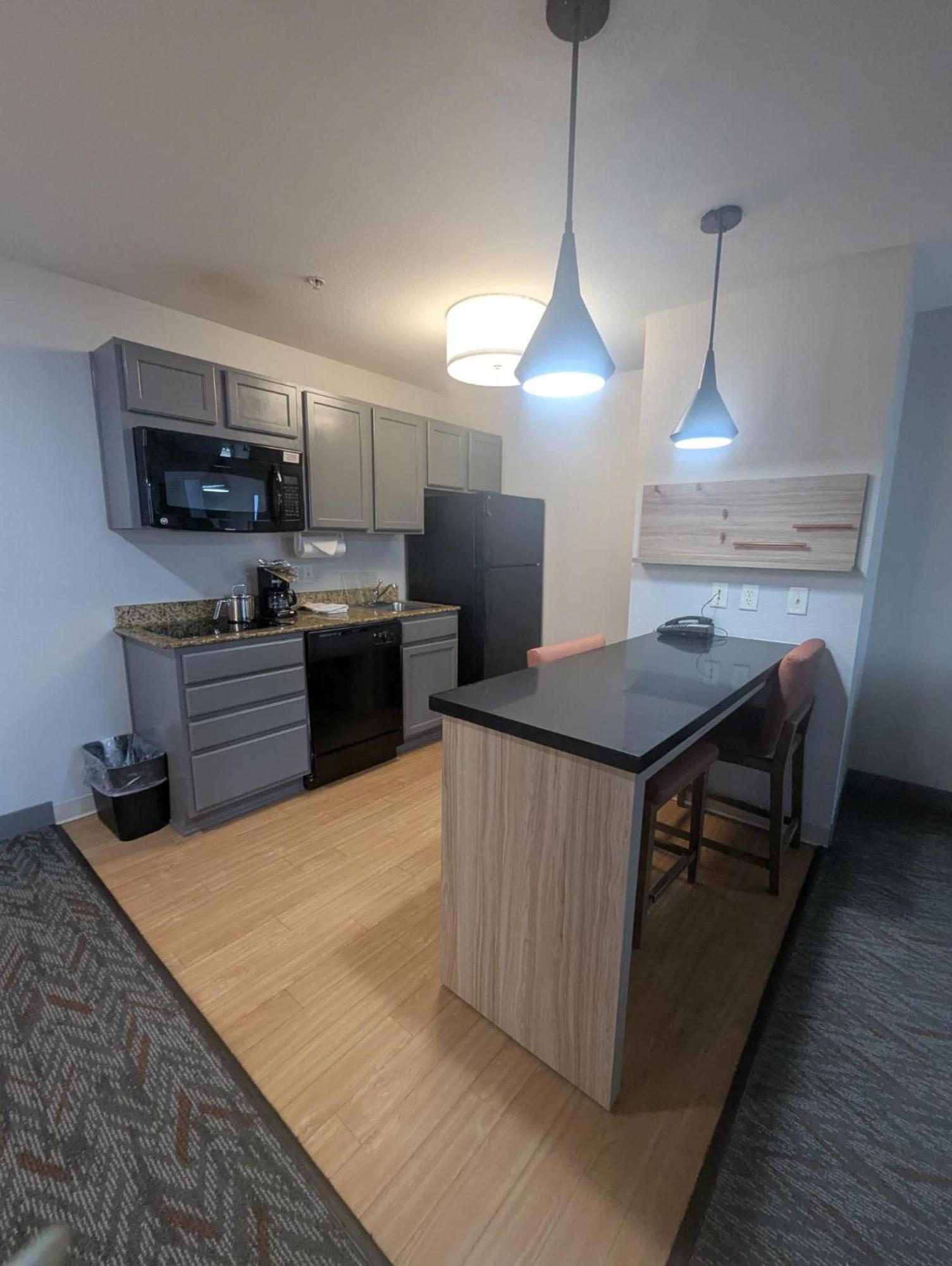 Candlewood Suites Loveland By Ihg Exterior photo