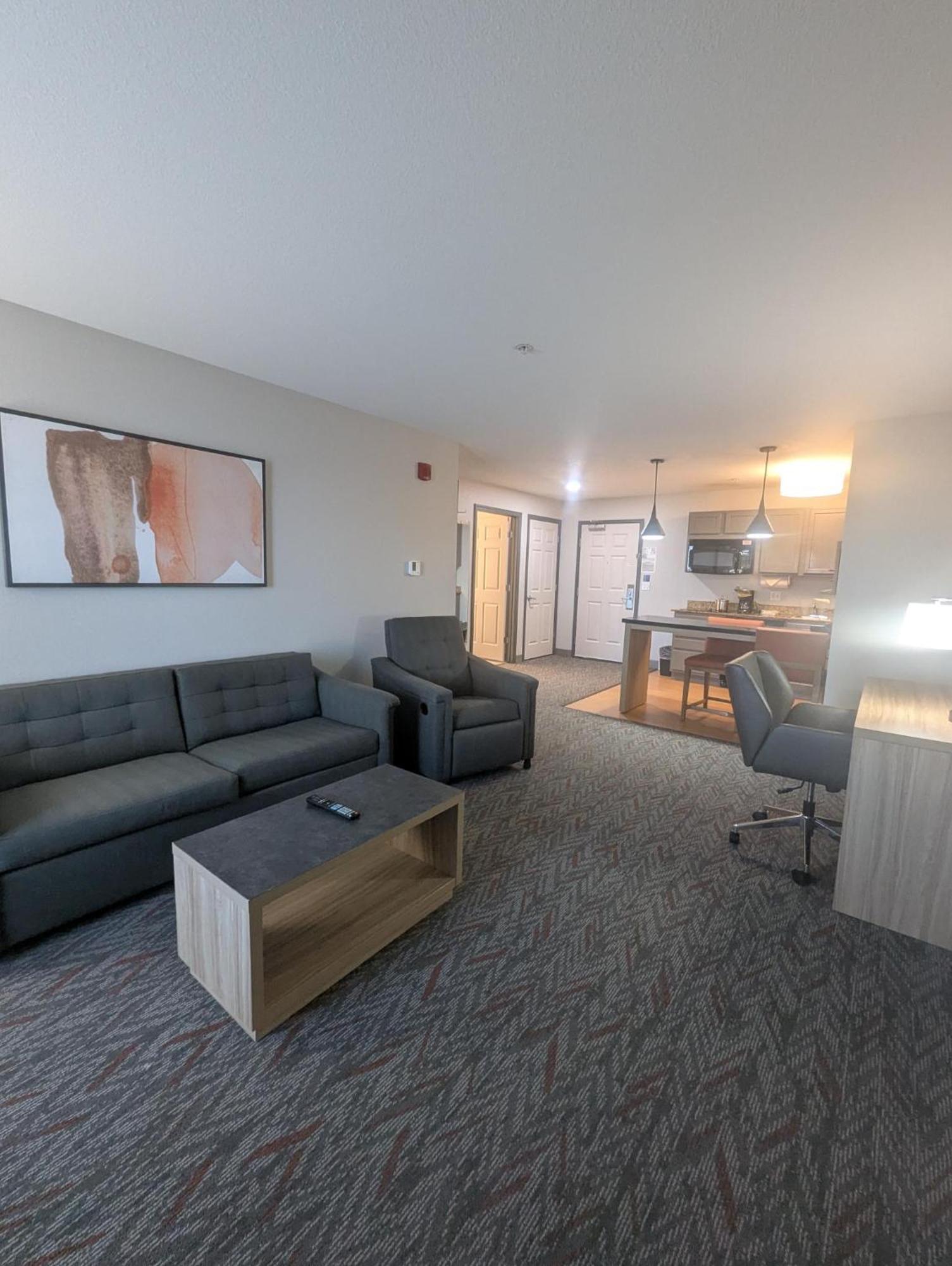 Candlewood Suites Loveland By Ihg Exterior photo