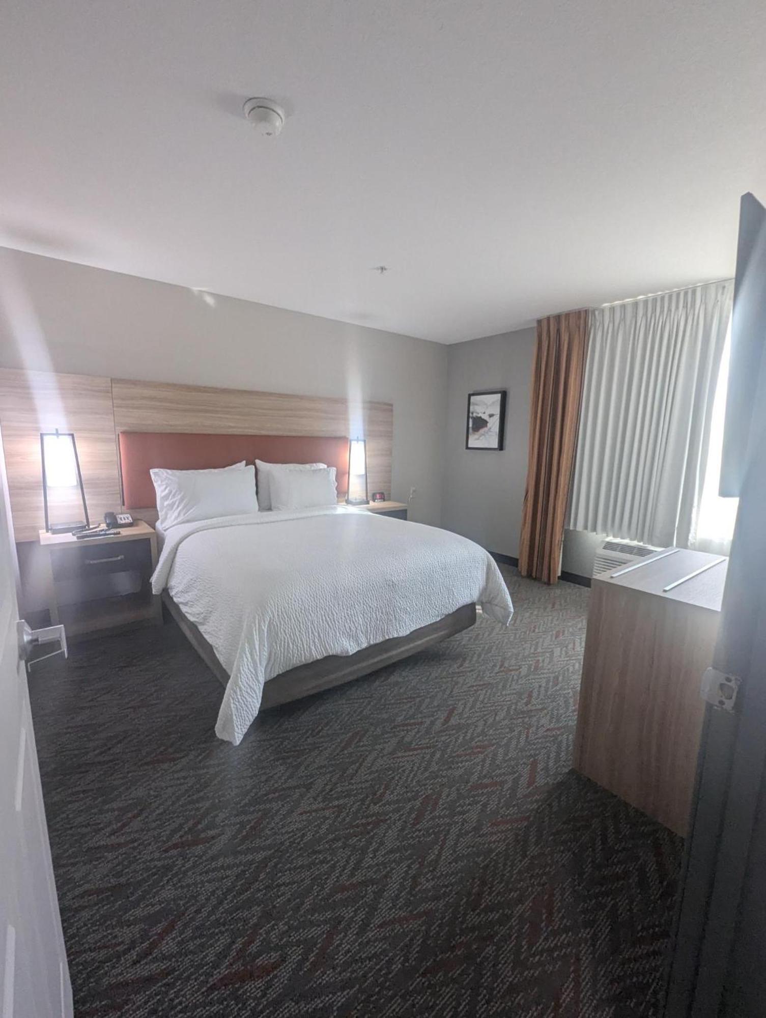 Candlewood Suites Loveland By Ihg Exterior photo